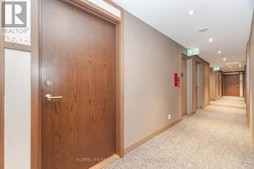 3907 - 7890 Jane Street, Vaughan, photo 4