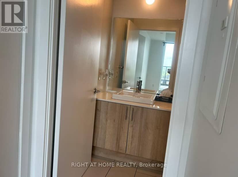 704 - 1195 The Queensway — photo 14 of 19