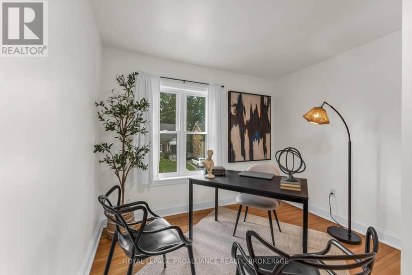 201 Willingdon Avenue — photo 20 of 40