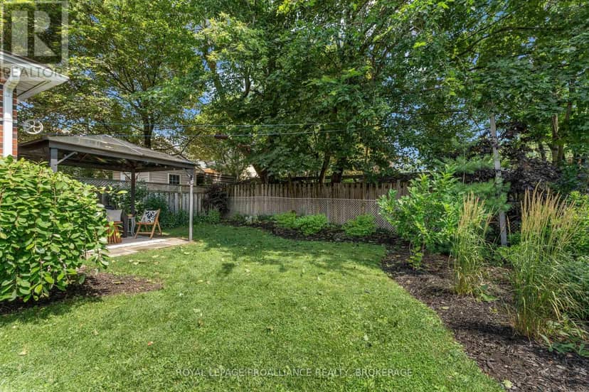 201 Willingdon Avenue — photo 36 of 40