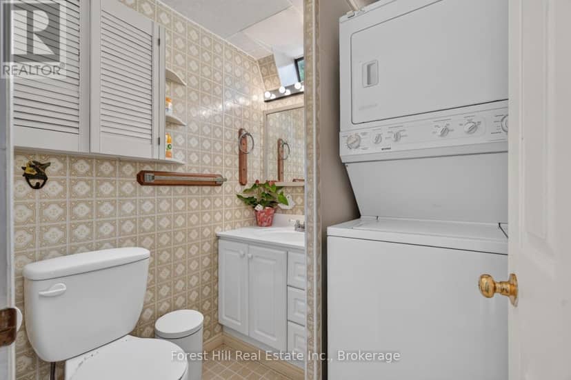 388 Crescent Road — photo 9 of 40