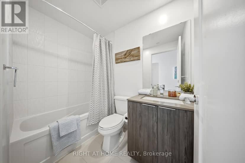 2605 - 70 Annie Craig Drive — photo 20 of 37