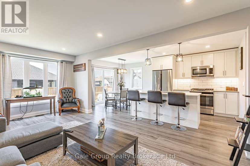 38 Amber Street — photo 15 of 40