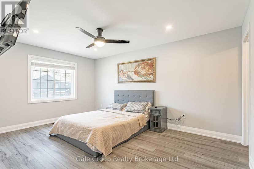 38 Amber Street — photo 23 of 40