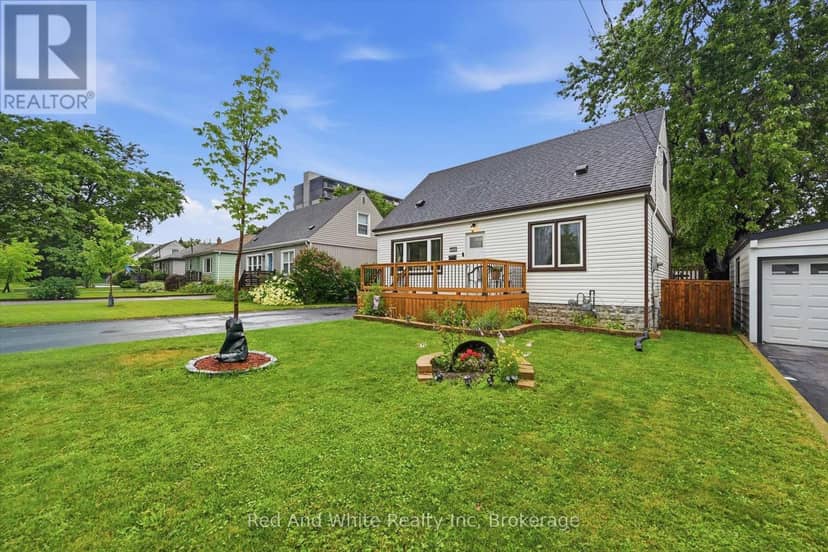 450 East 42nd Street, Hamilton, photo 2