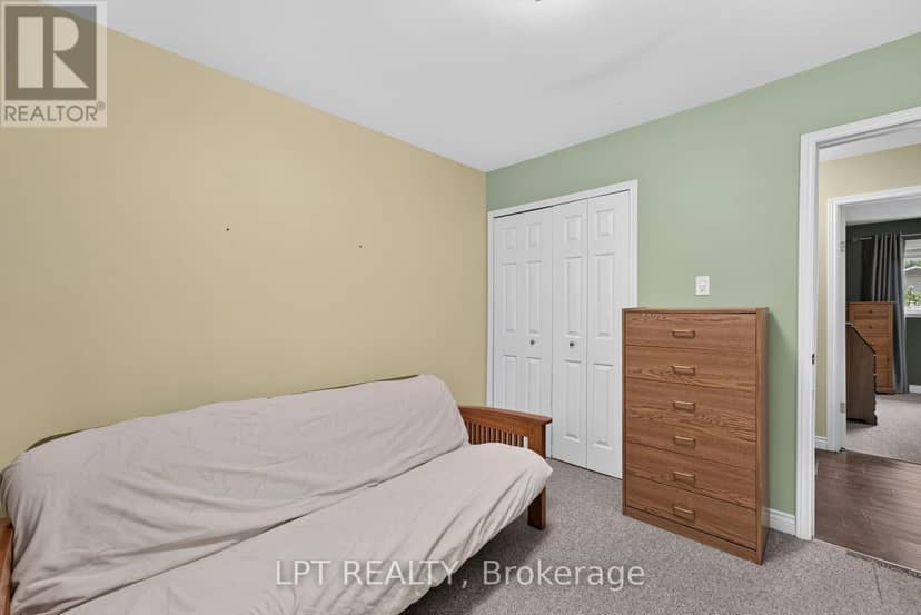 7806 Alfred Crescent — photo 20 of 40