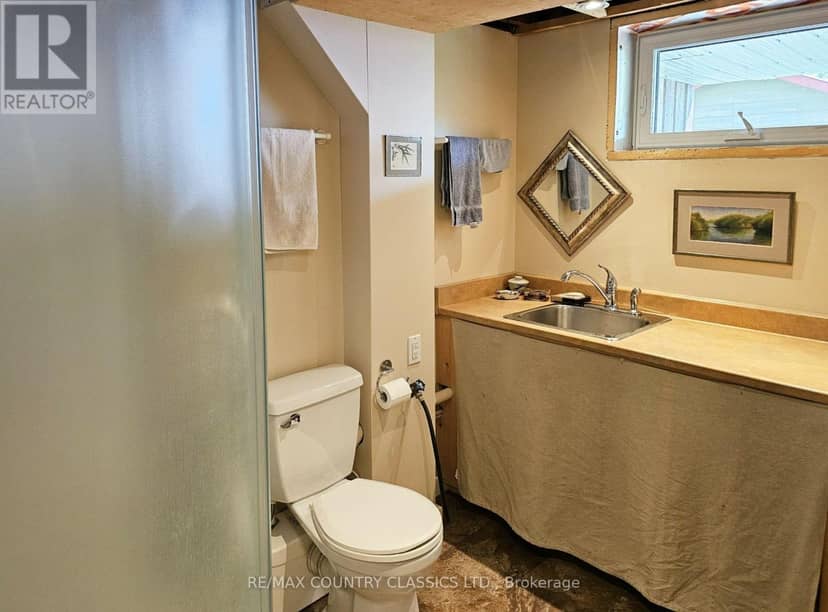 888 Wilno South Road S — photo 23 of 40
