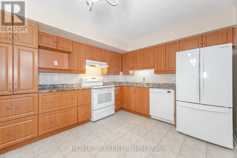 216 - 2502 Rutherford Road — photo 16 of 40