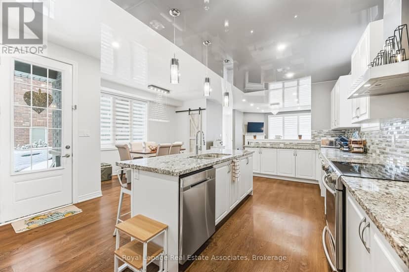 24 Burke Street — photo 13 of 40