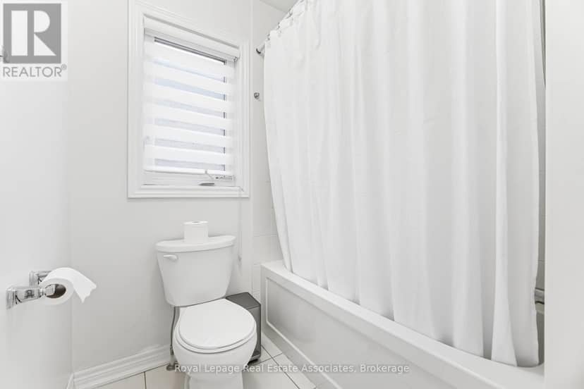 24 Burke Street — photo 37 of 40