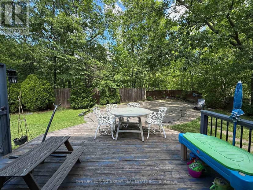 412 Freeman Crescent — photo 23 of 31