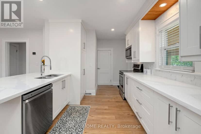1379-1381 Pierre Avenue — photo 9 of 35