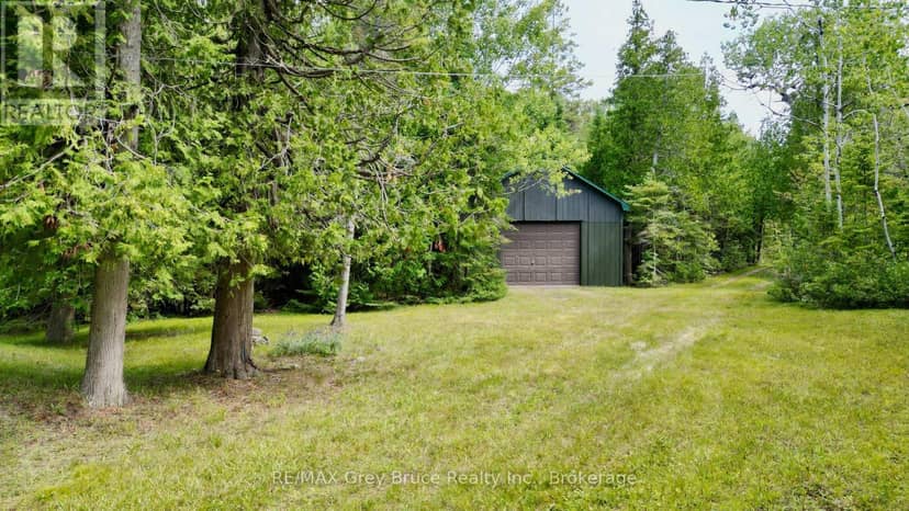 123 Fowlie Road — photo 31 of 40