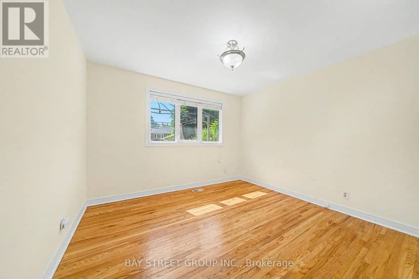 32 Alanadale Avenue — photo 22 of 40