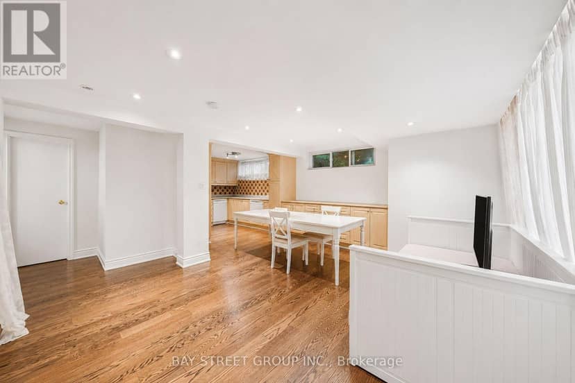 32 Alanadale Avenue — photo 25 of 40