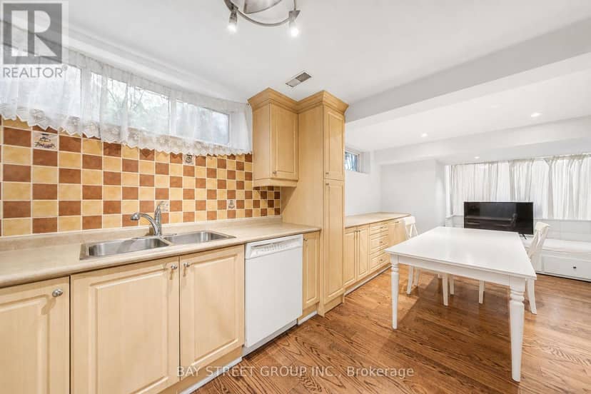 32 Alanadale Avenue — photo 28 of 40