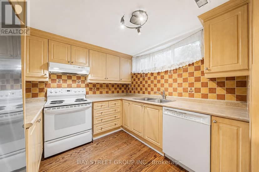 32 Alanadale Avenue — photo 29 of 40