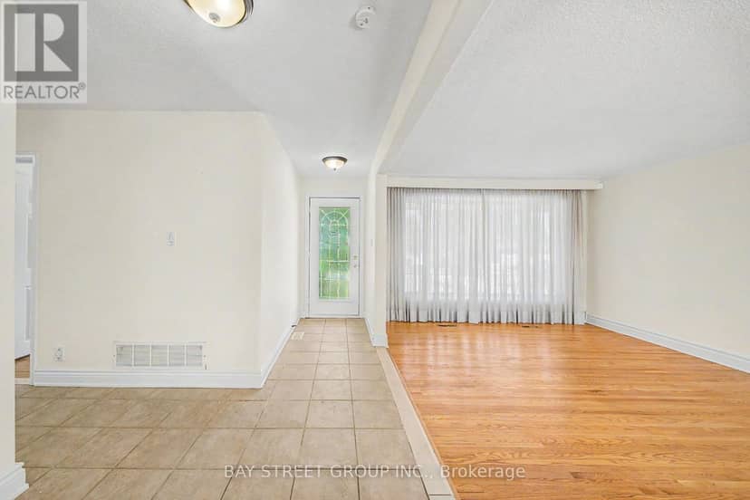 32 Alanadale Avenue, Markham, photo 4