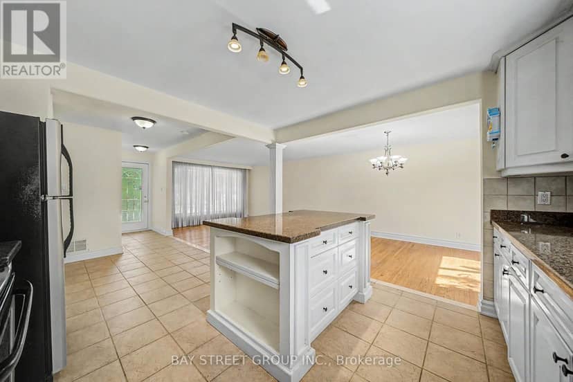 32 Alanadale Avenue, Markham, photo 5