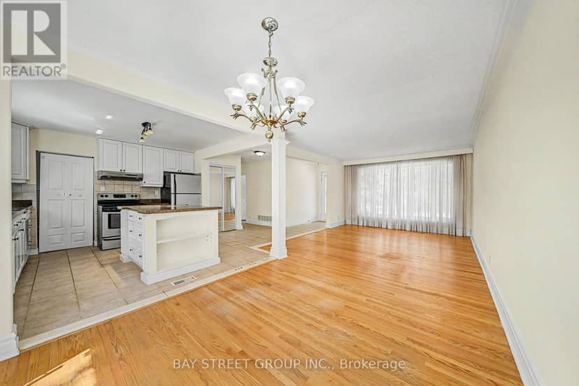 32 Alanadale Avenue — photo 9 of 40