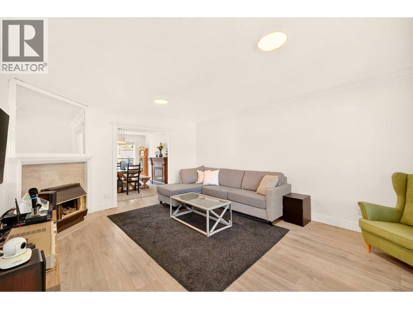 5962 49A AVENUE, Delta, photo 5