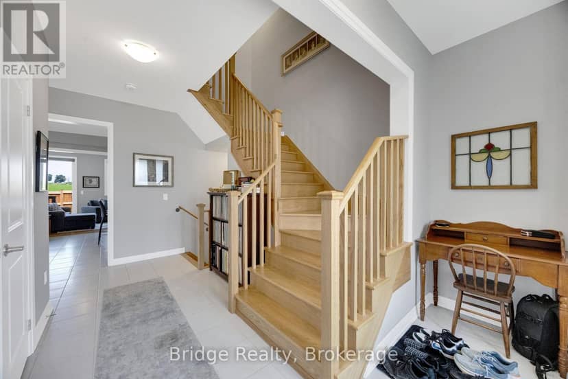 892 Sobeski Avenue — photo 12 of 40