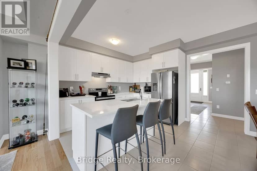 892 Sobeski Avenue — photo 15 of 40