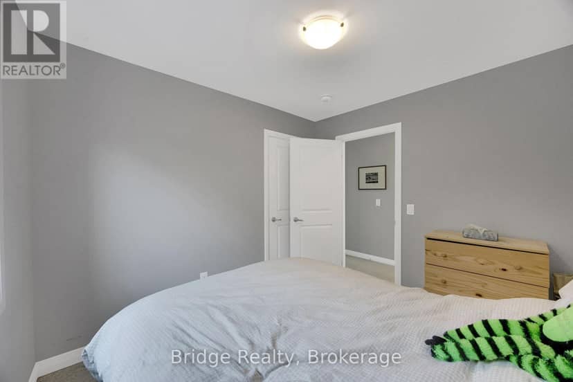 892 Sobeski Avenue — photo 32 of 40