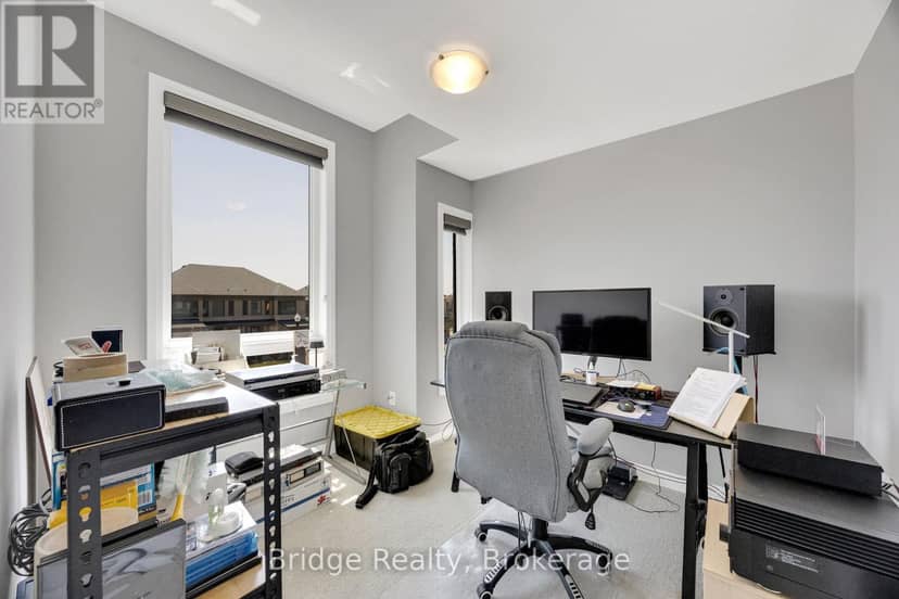 892 Sobeski Avenue — photo 35 of 40