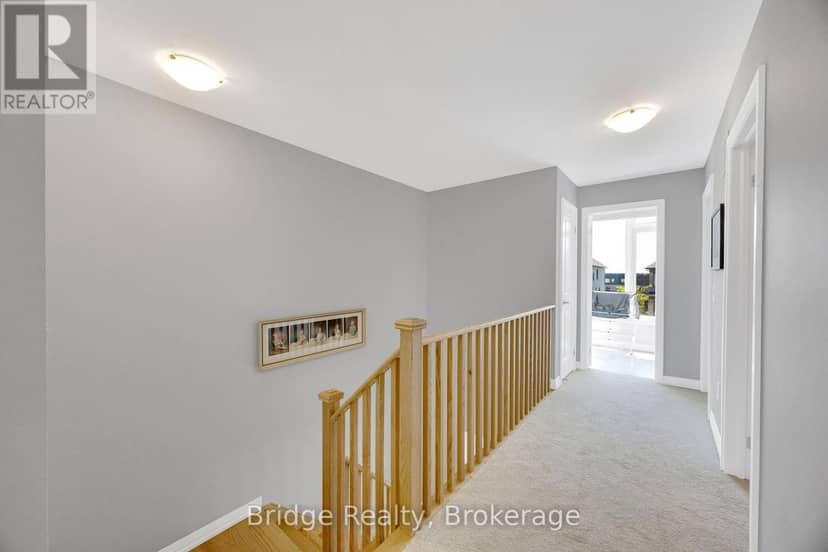 892 Sobeski Avenue — photo 37 of 40