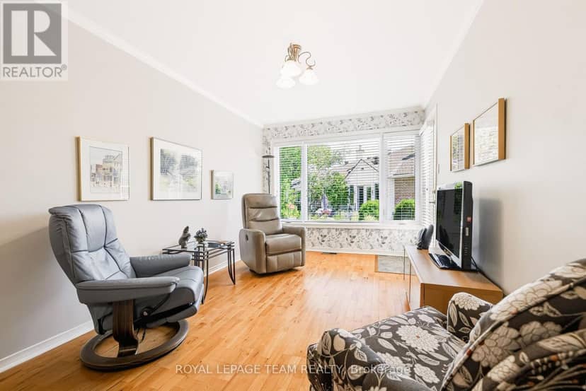 19 Pine Needles Court — photo 17 of 40