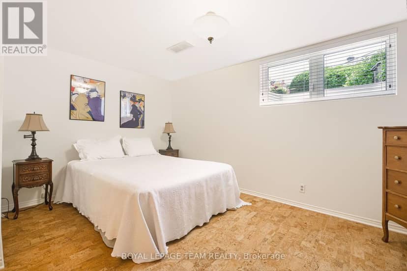 19 Pine Needles Court — photo 33 of 40