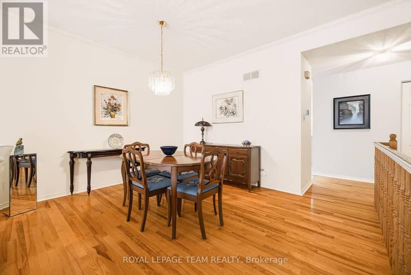 19 Pine Needles Court — photo 7 of 40