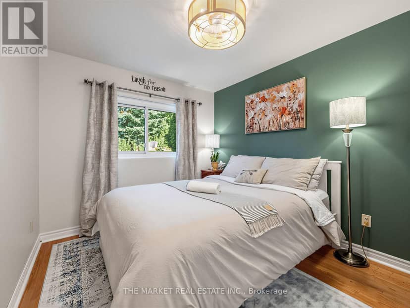 1033 Franconia Drive — photo 36 of 40