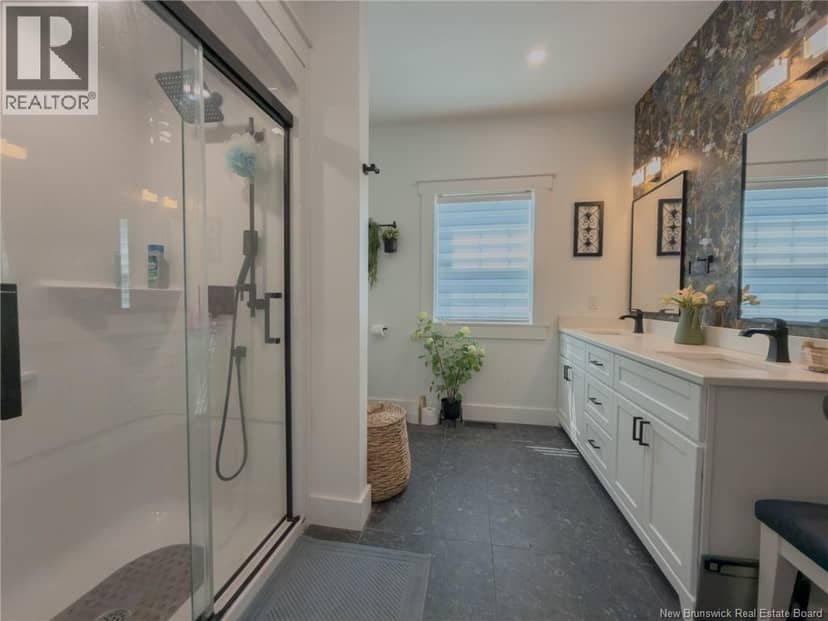 72 Longwood Drive — photo 21 of 40