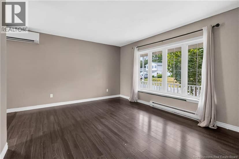 49 Goldsboro Avenue — photo 19 of 40
