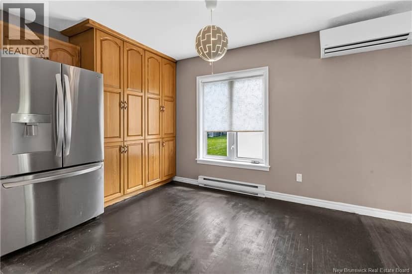 49 Goldsboro Avenue — photo 21 of 40
