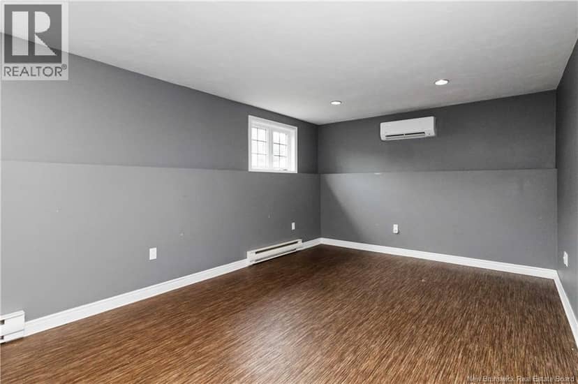 49 Goldsboro Avenue — photo 38 of 40
