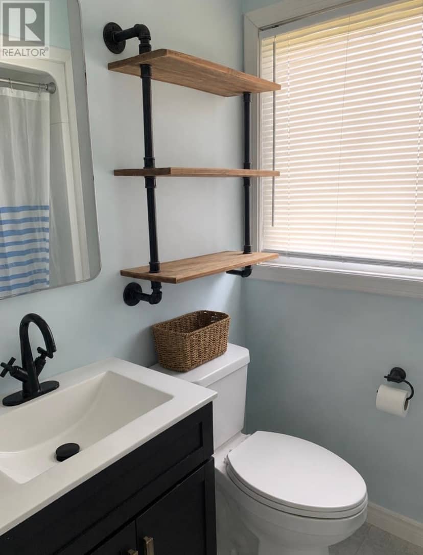 8 Banting Avenue — photo 11 of 19
