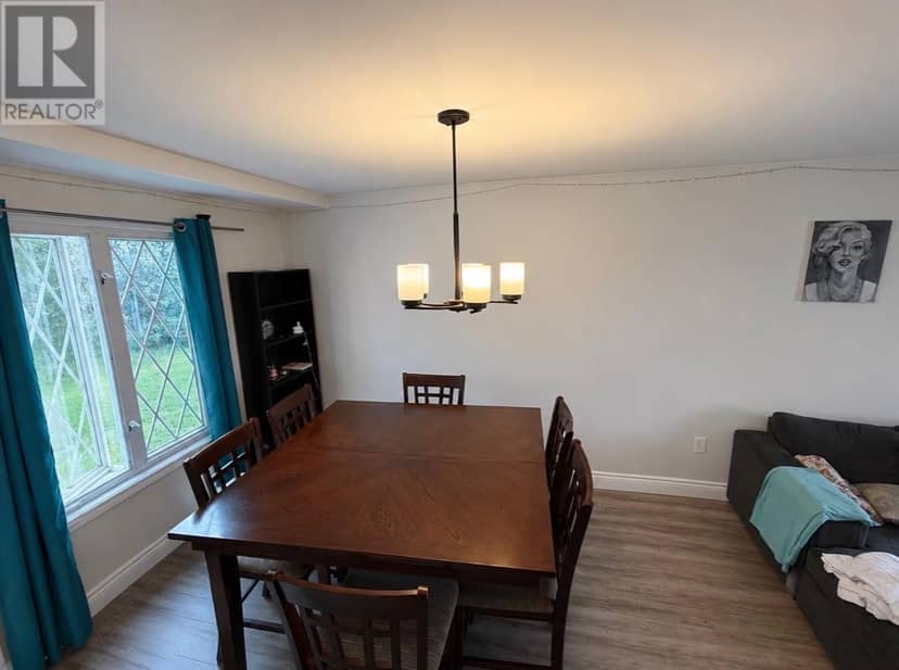 8 Banting Avenue, Wabush, photo 7