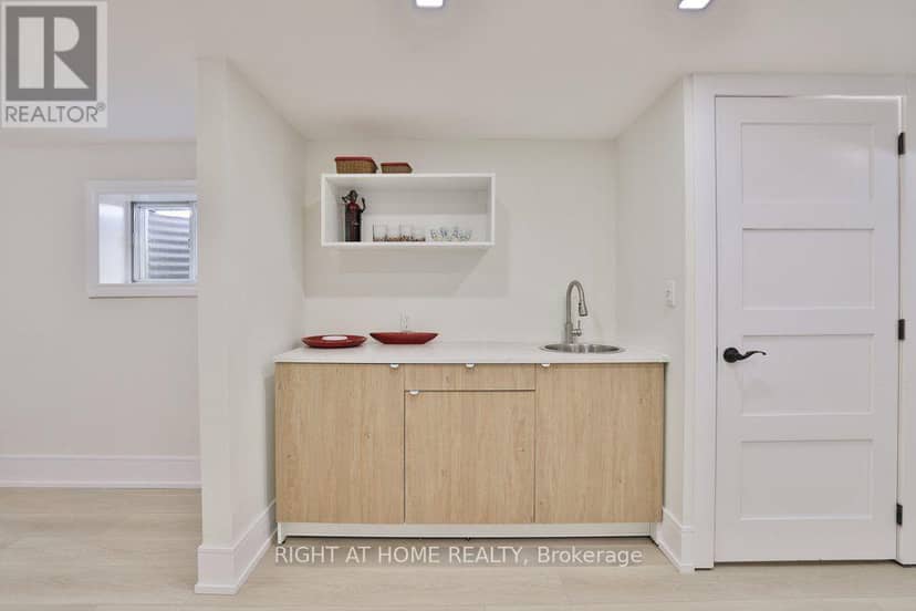 471 Country Club Crescent — photo 38 of 40