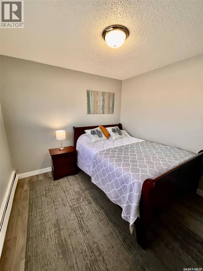 81 Dunfield CRESCENT — photo 12 of 31