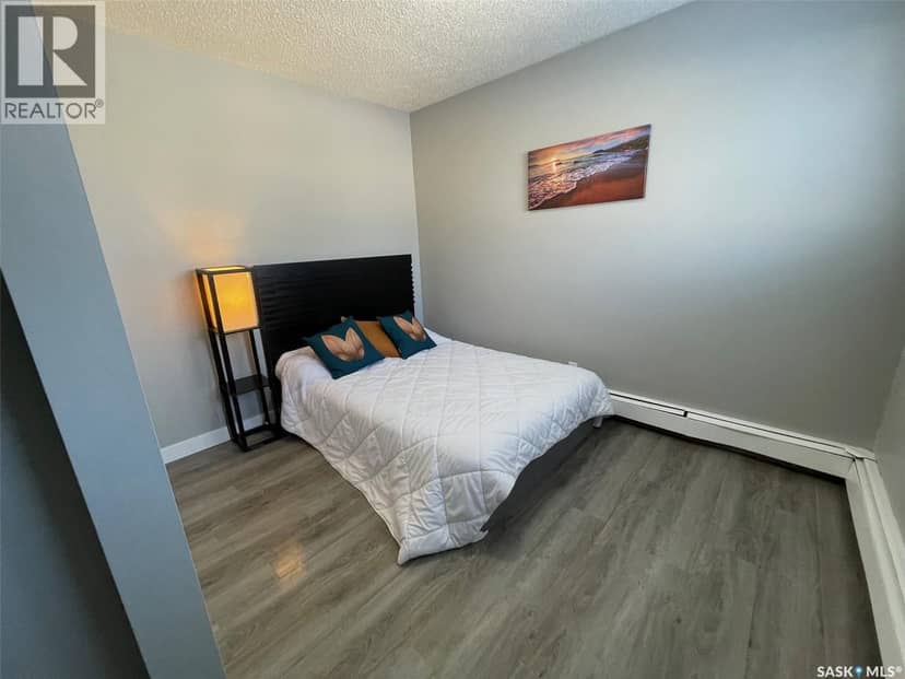 81 Dunfield CRESCENT — photo 15 of 31