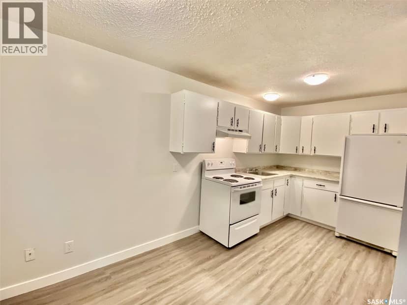 81 Dunfield CRESCENT — photo 17 of 31
