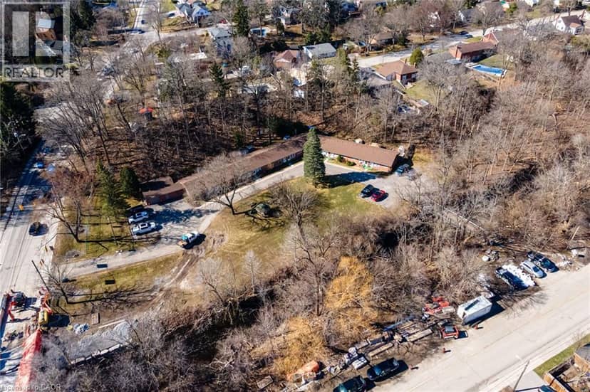 50 CREIGHTON Road — photo 21 of 24