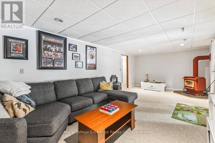 377 Princes Street S — photo 19 of 36