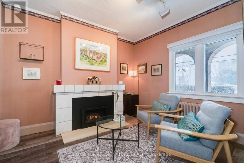1089 Mt Pleasant Road, Toronto, photo 4