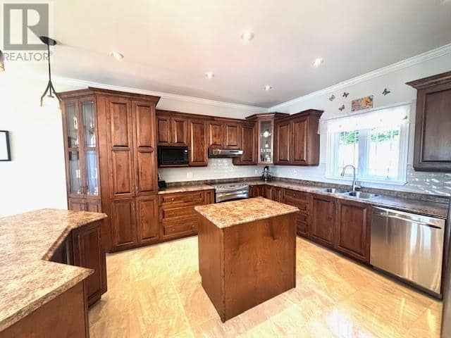 1432 Main Road — photo 19 of 40