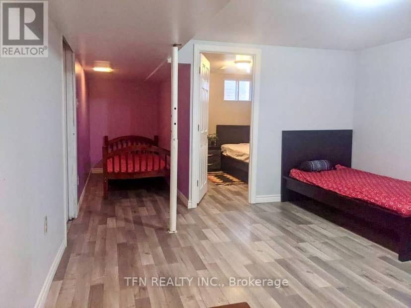 67 - 121 L'amoreaux Drive — photo 9 of 12