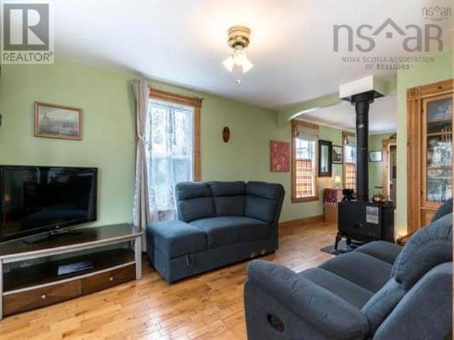 171 Round Bay Ferry Road — photo 15 of 40